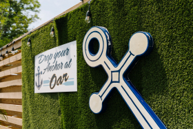 Drop your anchor at The Oar sign